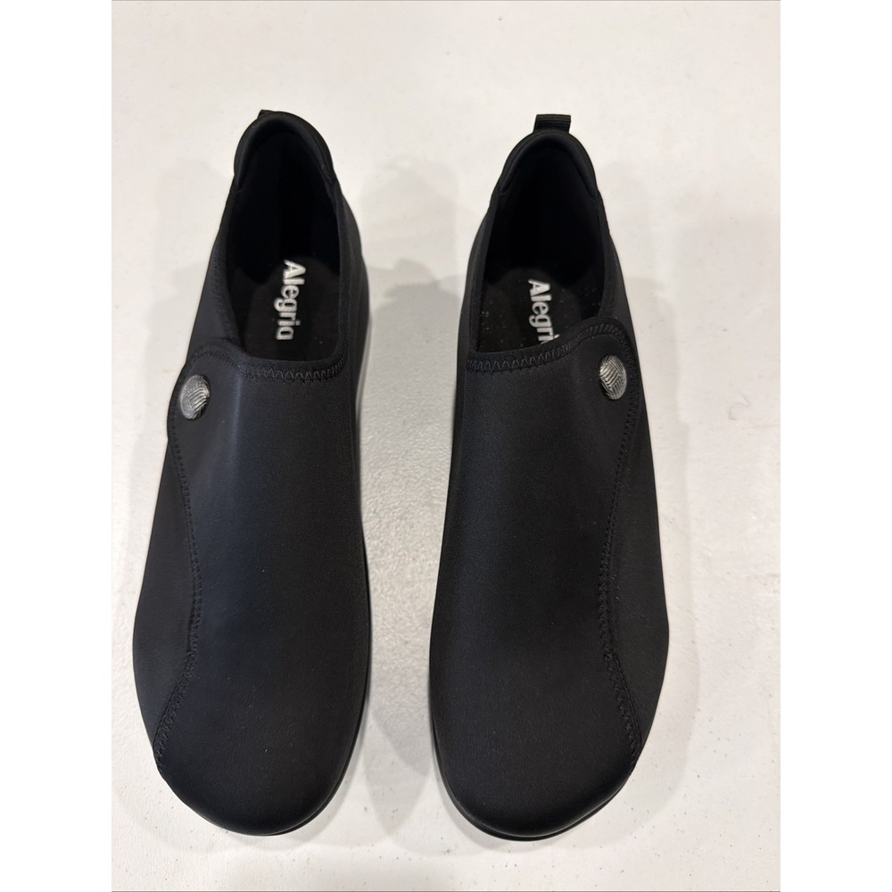 Alegria Women's Marilynn Slip-Resistant Slip-On Walking Sneakers